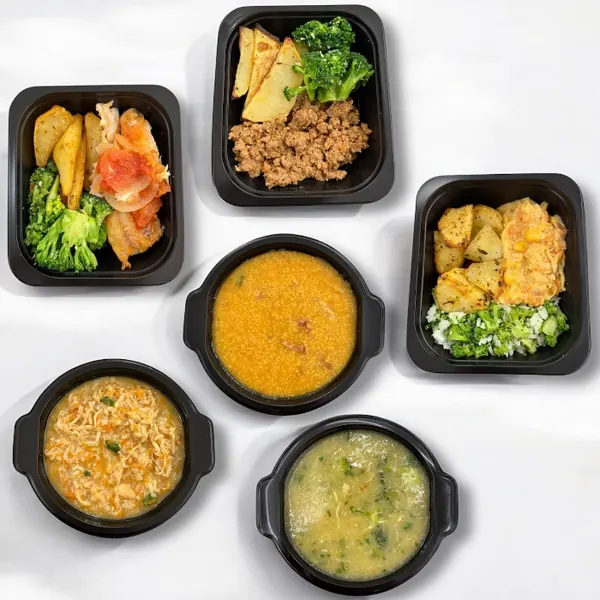 Kit com marmitas low carb e sopas congeladas da Prime